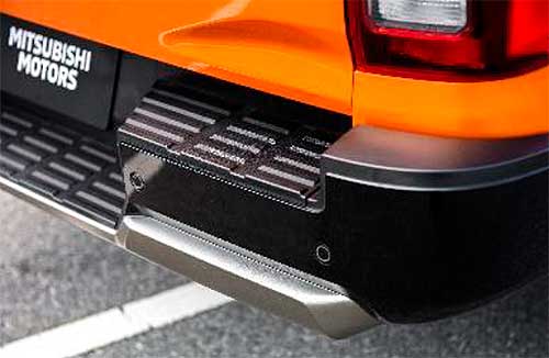  :        Mitsubishi L200 - Mitsubishi