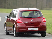   Nissan Tiida      - Nissan