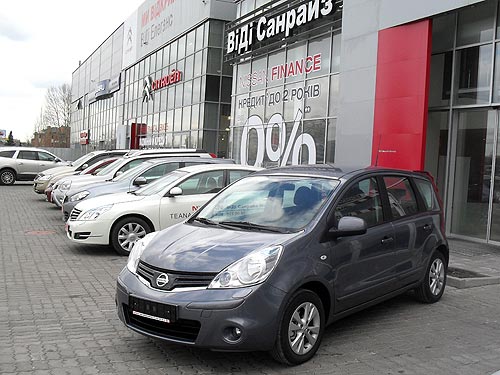  Nissan       2012   - Nissan