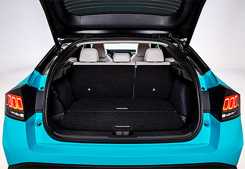  : Nissan LEAF      - Nissan