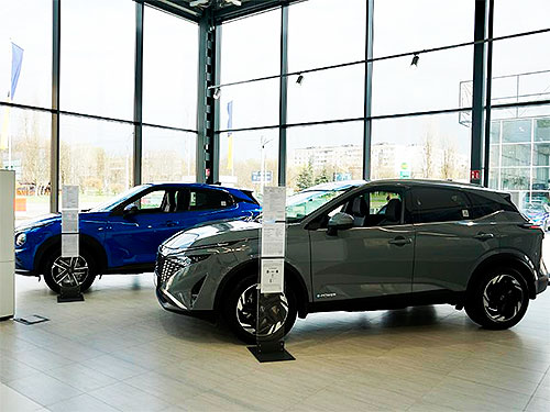        Nissan - Nissan