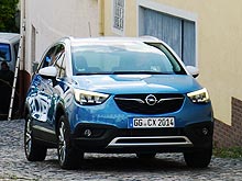  Opel Crossland X   Nissan Juke.  