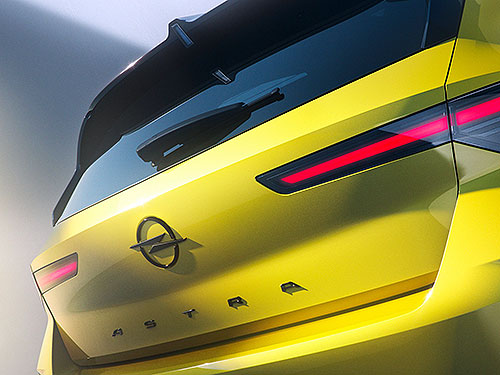 ���� ���� ��������� ������� Opel Astra �� ��������� Opel Astra Sports Tourer - Opel