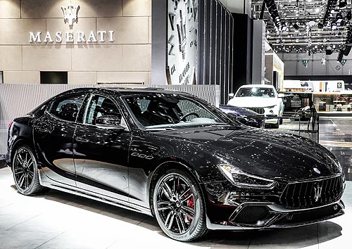 Maserati   Ghibli, Quattroporte  Levante,       - Maserati