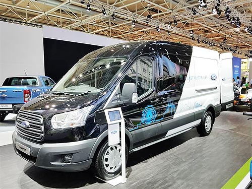 Ford Transit   Smart-    - Ford