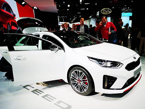������������ ����� KIA �� ���������� � ������ - KIA