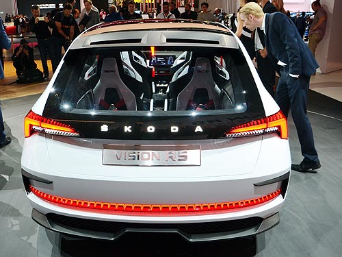   .    Mondial Paris Motor Show - 