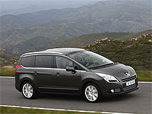 Peugeot 5008  Peugeot 308        EuroNCAP