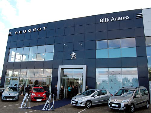         - Peugeot