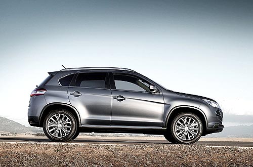  Peugeot 4008       - Peugeot