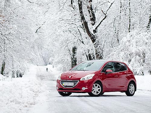  Peugeot 208       4    16  - Peugeot