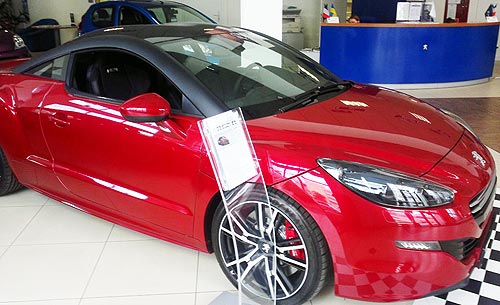   Peugeot RCZ R       - Peugeot