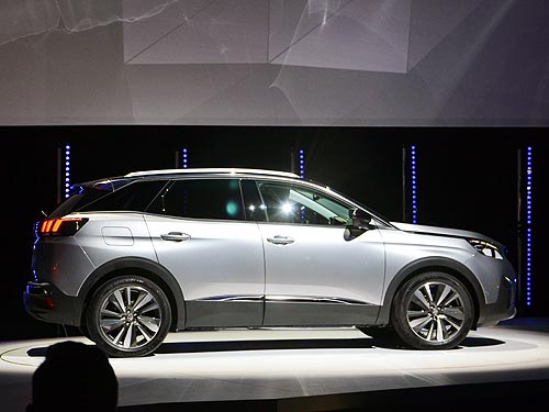   Peugeot 3008:     