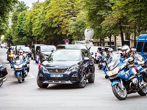 Peugeot 5008        - Peugeot