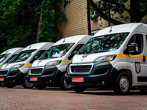       11  PEUGEOT Boxer - PEUGEOT