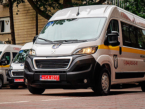       11  PEUGEOT Boxer - PEUGEOT