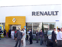  -     Renault