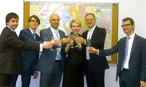 Renault запустила в Украине новую финансовую программу RENAULT LEASING - Renault запустила в Украине новую финансовую программу RENAULT LEASING -