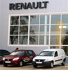  2011     10   Renault - Renault