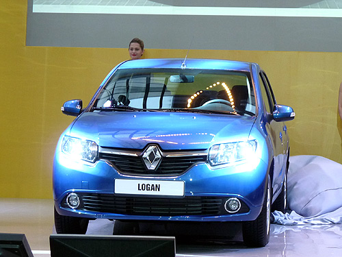        Renault Logan - Renault