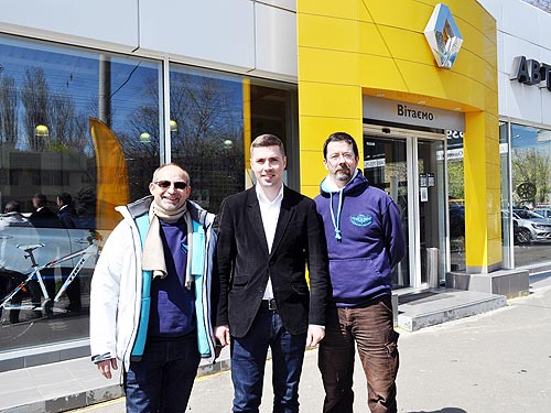 Renault проверила зарядные станции для электромобилей в Украине. Результаты - Renault