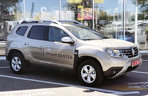     -  Renault Duster - Renault