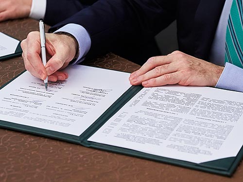 Renault � UBER ��������� � ������� ���������� �� �������� �������������� ����� - Renault