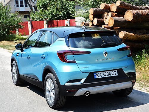  .     Renault Captur - Renault