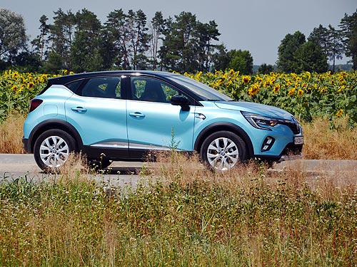  .     Renault Captur - Renault