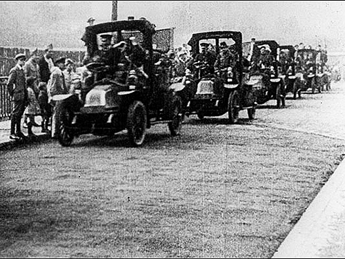 125   Renault.      - Renault