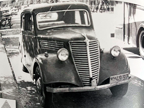 125   Renault.      - Renault