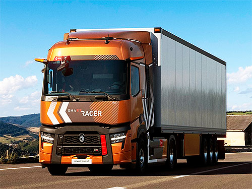 Renault Trucks    2025   - Renault