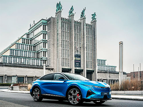 Alpine ����������� ������ ���������� ����������� �������. ��������� ����