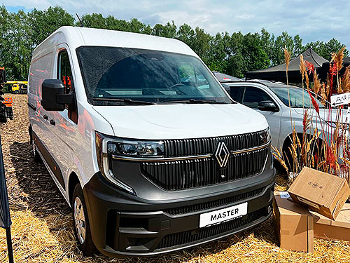 �� ������� ������� ����������� ����� Renault Master