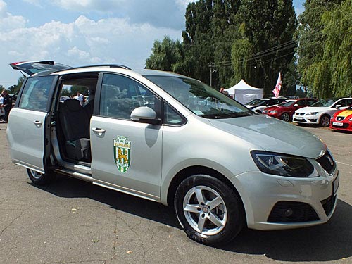  SEAT Alhambra   Volkswagen Fest 2013 - SEAT