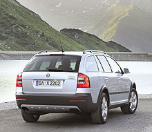[Зображення: Skoda_OctaviaScout_02.jpg]