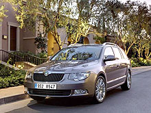 Skoda Superb Combi        