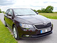  Skoda Superb     - - Skoda