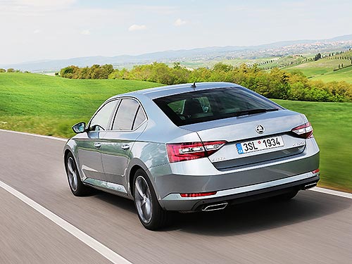    SKODA Superb    - SKODA