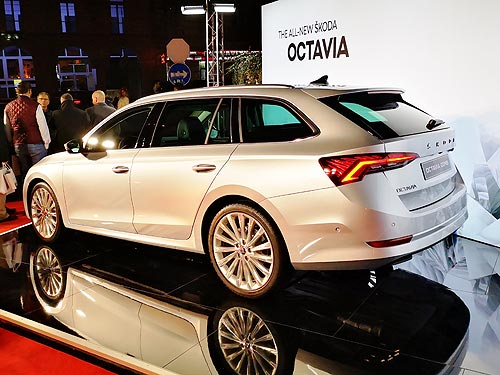      Skoda Octavia.    - Skoda