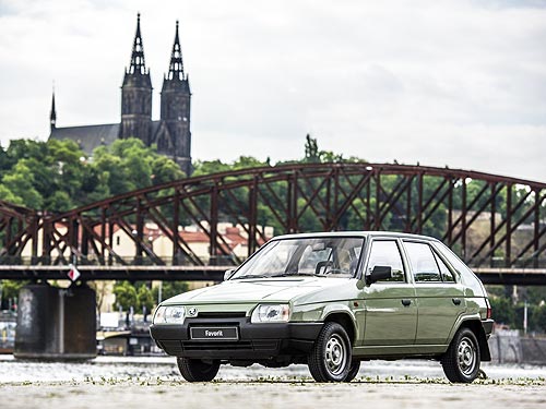 125  Skoda:       90-  2000- - Skoda