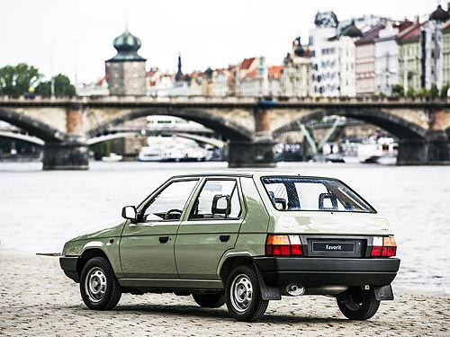 125  Skoda:       90-  2000- - Skoda