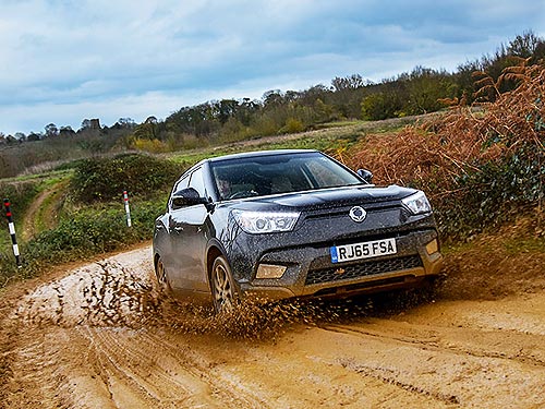 SsangYong Tivoli    - SsangYong