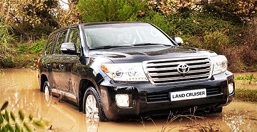   Toyota Land Cruiser   10 .  - Toyota