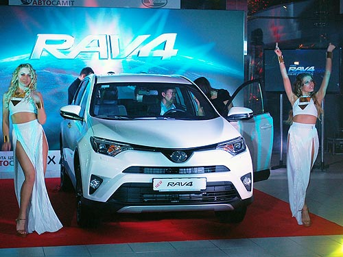        Toyota RAV4