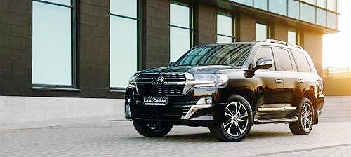      Toyota Land Cruiser 200   Executive Lounge - Toyota