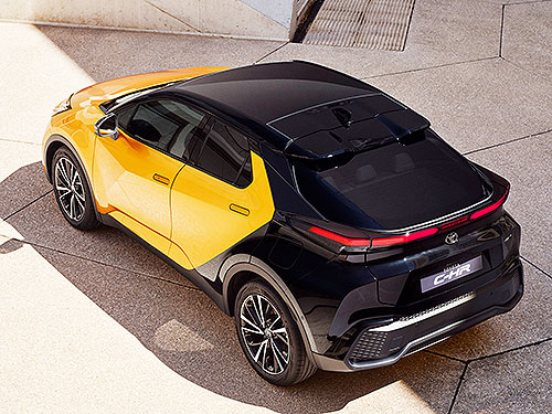     Toyota C-HR.   - Toyota