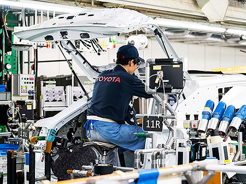 Toyota представила надсучасну лінію з виробництва електромобілів у Японії