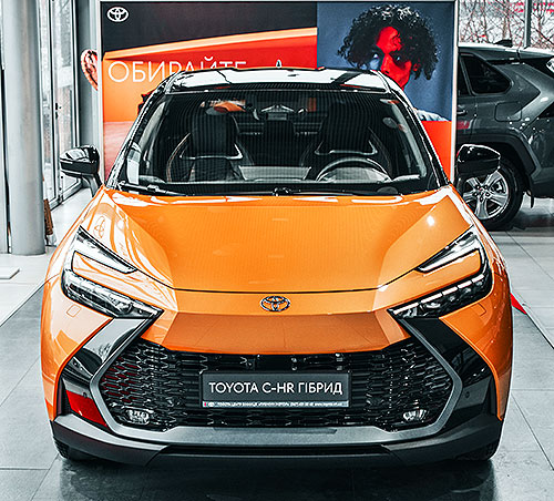 -  .  Toyota C-HR      GM GROUP