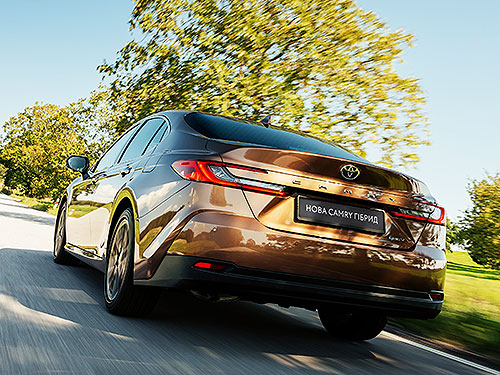   GM GROUP      Toyota Camry 2024 - Toyota